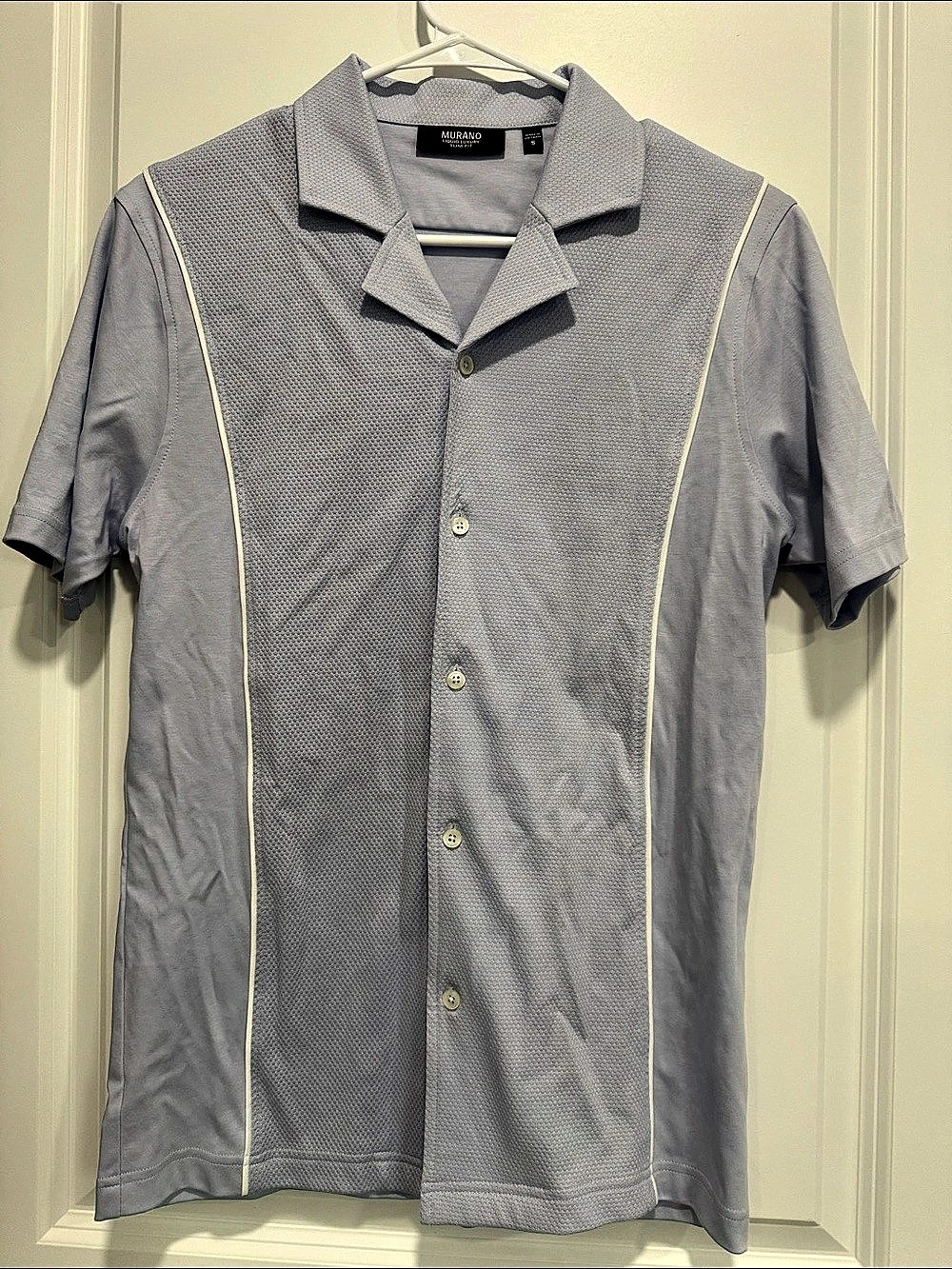 Murano Liquid Luxury Slim Fit Textured Short Sleeve Camp Shirt Short Sleeve NWOT